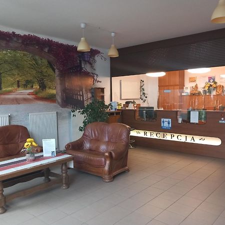 Hotel Dworek Wroclaw Bagian luar foto