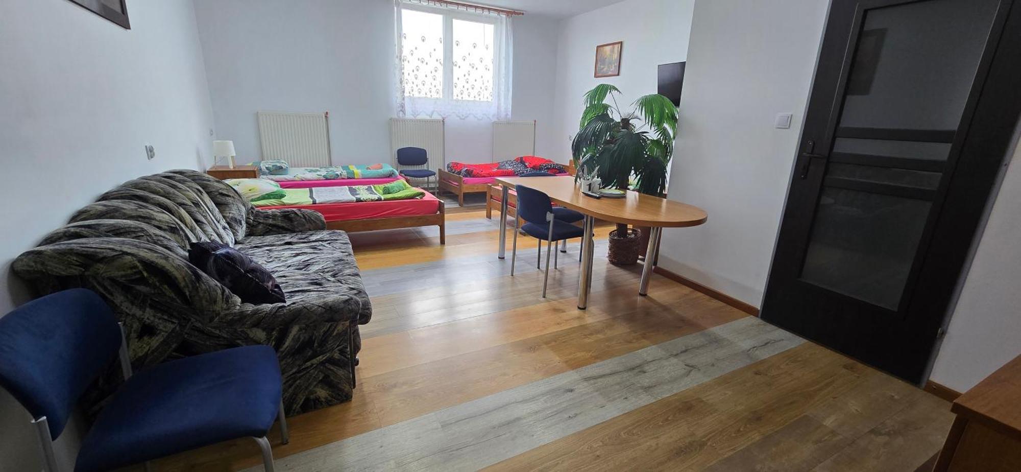 Hotel Dworek Wroclaw Bagian luar foto