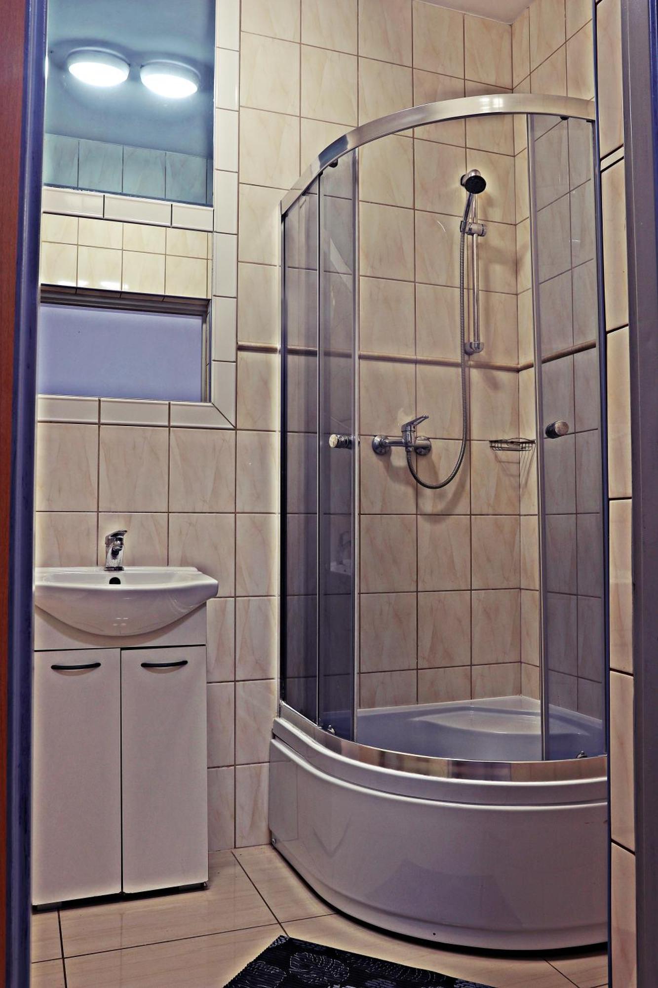 Hotel Dworek Wroclaw Bagian luar foto