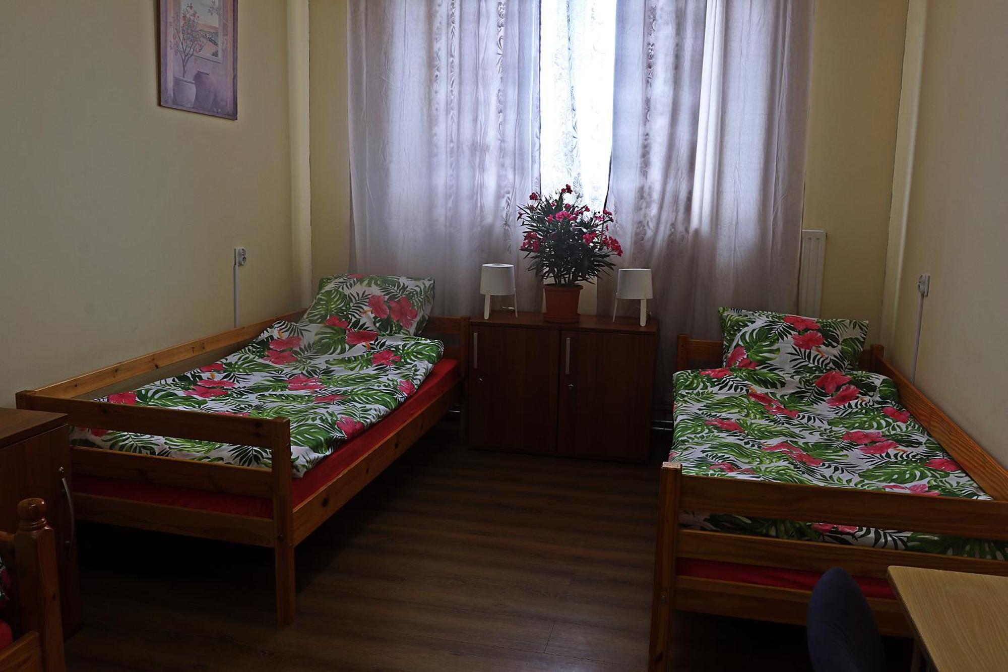 Hotel Dworek Wroclaw Bagian luar foto